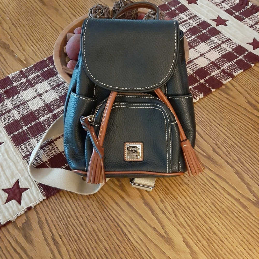 DOONEY & BOURKE Black pebble leather backpack. BRAND NEW